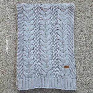 NWOT Barbour Chunky Cable Knit Scarf Greyish Oatmeal